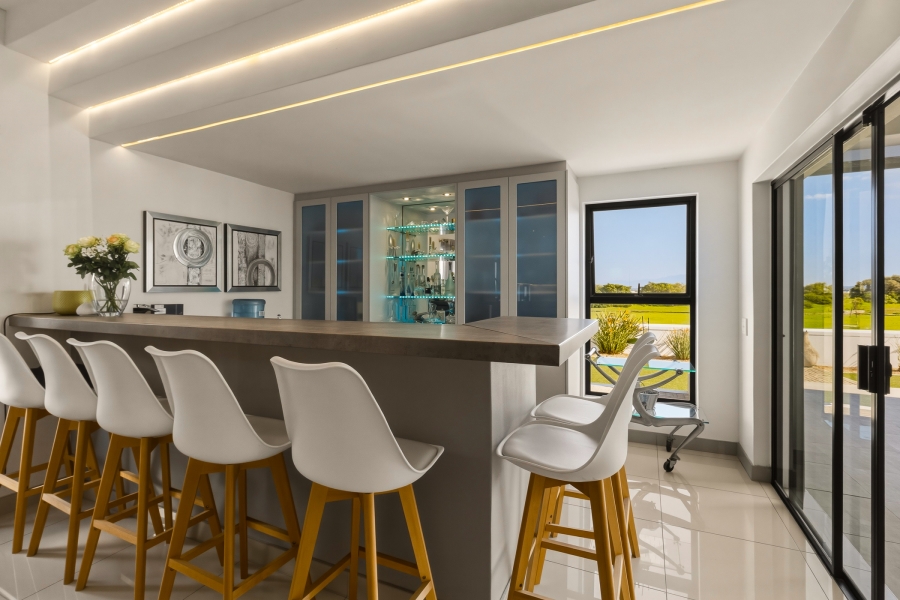 3 Bedroom Property for Sale in Croydon Vineyard Estate Western Cape